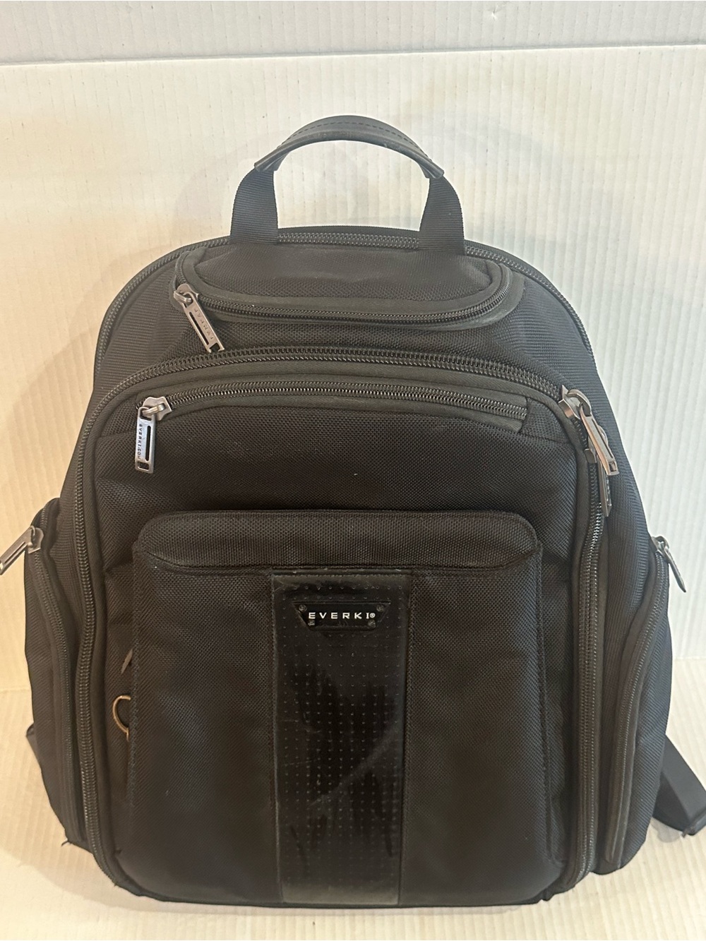 Everki Versa Premium Checkpoint-Friendly Laptop Backpack (Model EKP127)